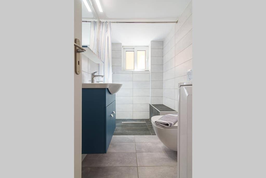 Cozy Flat With 1 Bedroom Next To Metro Station Athens Ngoại thất bức ảnh